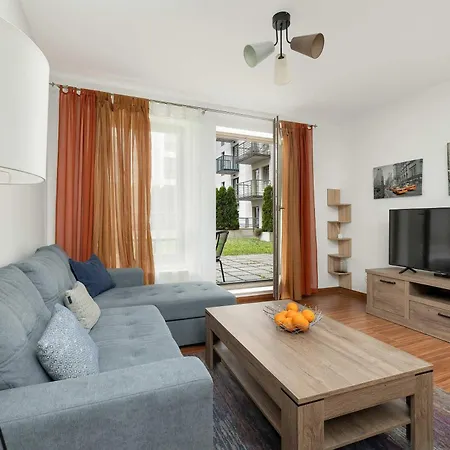 Przytulny Z Parkingiem By Renters דירה