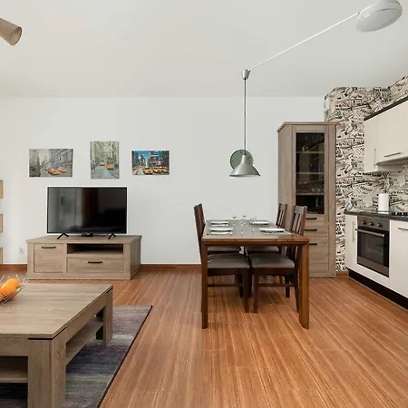 Przytulny Z Parkingiem By Renters 아파트